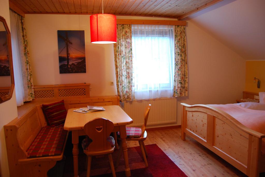 Appartement Zweikofelblick Jenig Exterior photo
